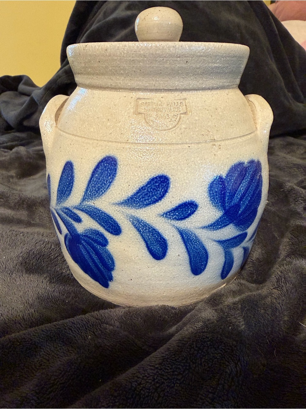 Salmon Falls Stoneware - Cookie Jar - Blue Pennsylvania